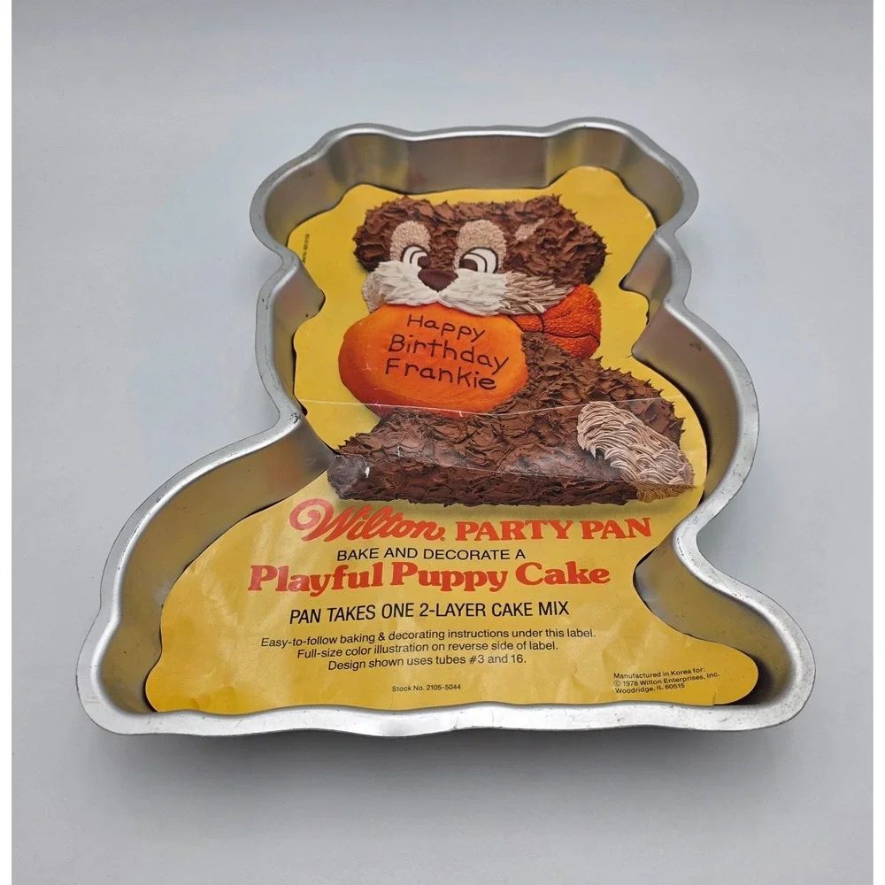 1978‎ Wilton Playful Puppy Cake Pan #502-7636 with Insert